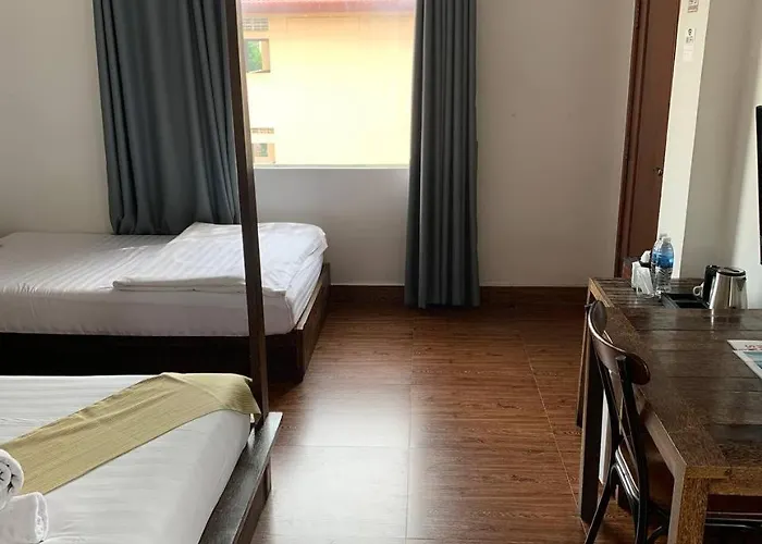 豪华特大床房间